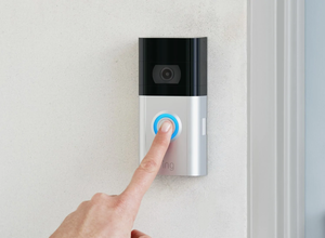 Ring Video Doorbell 3 - Slim package